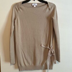 Ann Taylor LOFT sweater